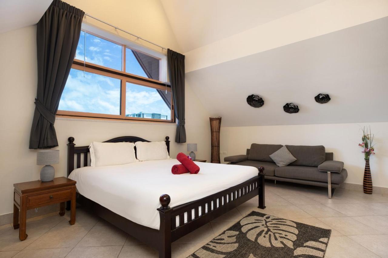 Beautiful 5Br Villa Felicity, Pool & Garden, Near Naiharn Rawai 外观 照片