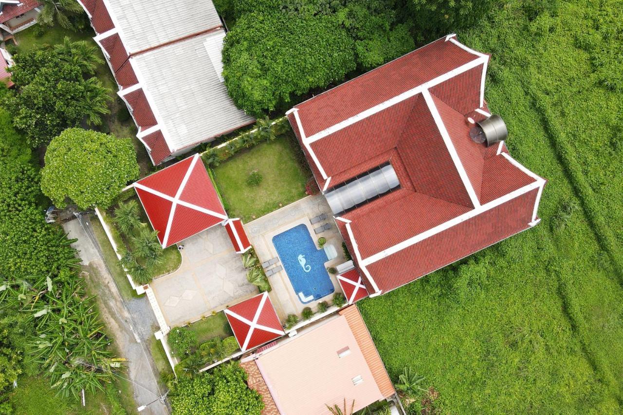 Beautiful 5Br Villa Felicity, Pool & Garden, Near Naiharn Rawai 外观 照片